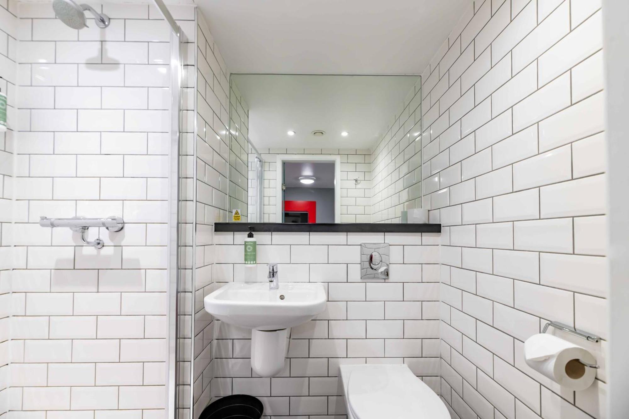 Hotel Easyhotel